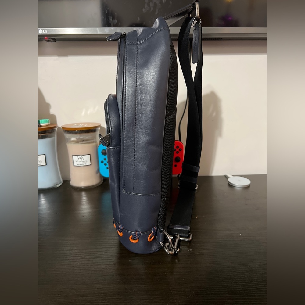 Coach west pack with varsity stripe - Picture 4 of 5